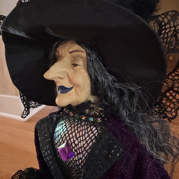 Katherine's Collection Halloween Witch Sitting Witch Brunhilda Witch - Picture 3 of 16